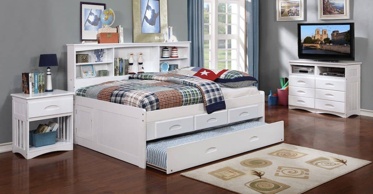 Claire Full Size Storage Bed